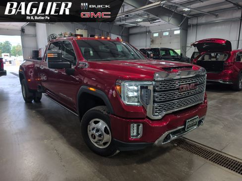 Used 2022 GMC Sierra 3500 Denali w/ Denali Ultimate Package AWD/4WD image 1