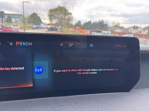 Used 2025 Ford Expedition Active image 11