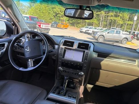 Used 2017 Lexus GX 460 w/ Navigation Package AWD/4WD image 46