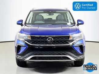Used 2024 Volkswagen Taos SE video 2