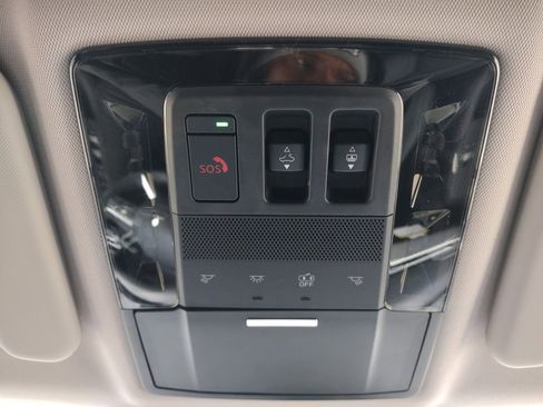 New 2026 Mitsubishi Outlander SE image 22