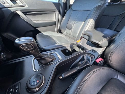 Used 2019 Ford Ranger Lariat w/ Equipment Group 501A Mid AWD/4WD image 32