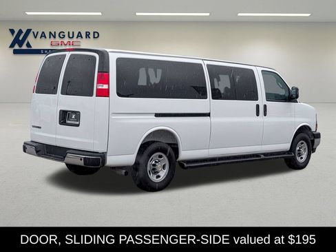 Used 2025 Chevrolet Express 3500 LT w/ LT Preferred Equipment Group RWD image 7