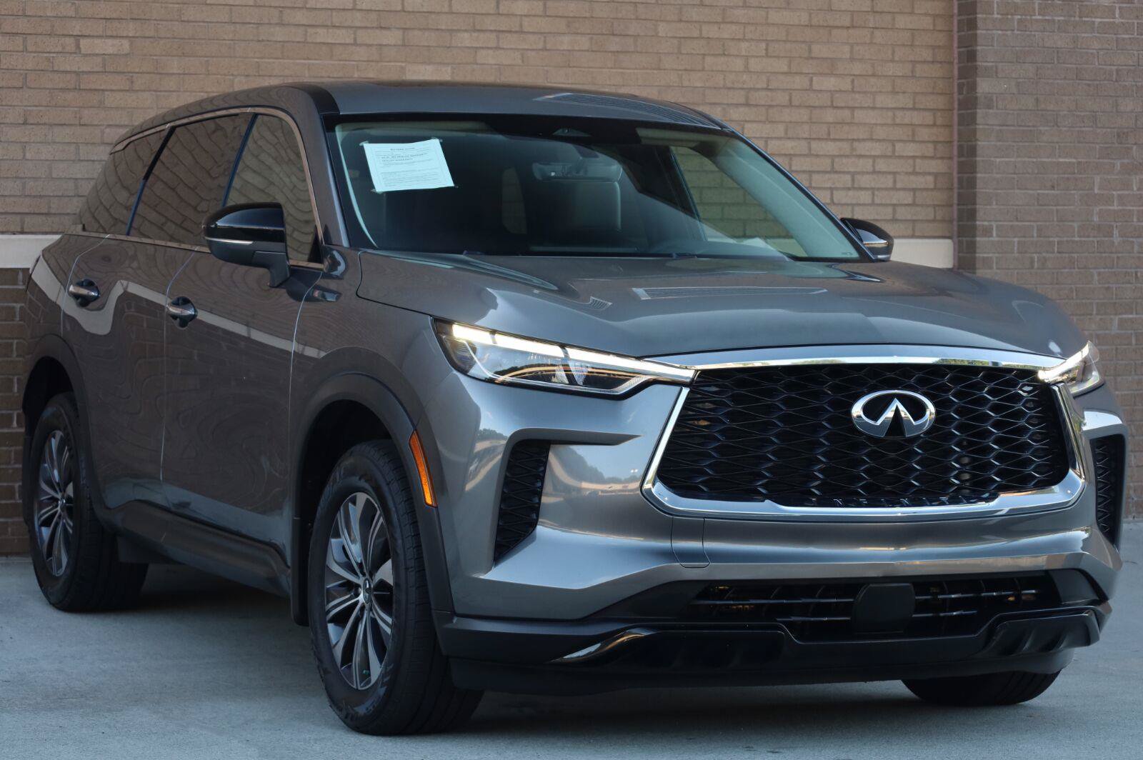Used 2023 INFINITI QX60 Pure FWD image 7
