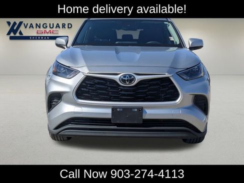 Used 2023 Toyota Highlander L image 2