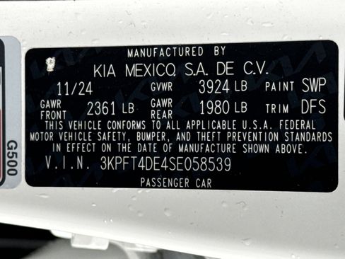 Used 2025 Kia K4 LXS image 42