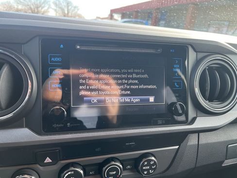 Used 2019 Toyota Tacoma TRD Sport image 57