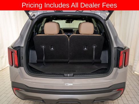 Certified 2024 Kia Sorento SX Prestige w/ Olive Brown Leather Package AWD/4WD image 5