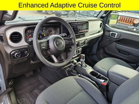 Used 2026 Jeep Wrangler Sport AWD/4WD image 25