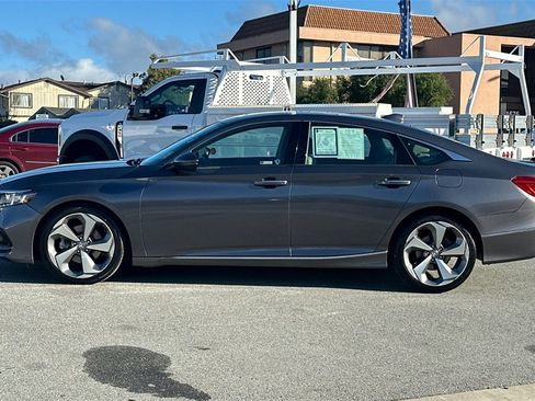 Used 2019 Honda Accord Touring image 6