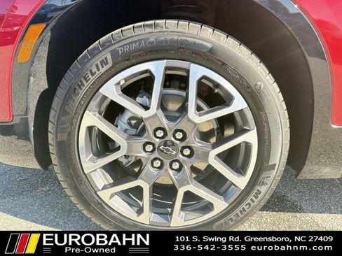 Used 2025 Chevrolet Blazer RS w/ Driver Confidence II Package image 32