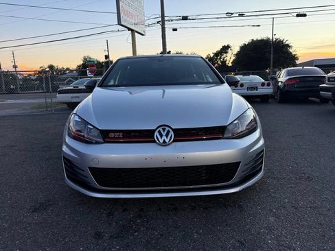 Used 2017 Volkswagen GTI SE FWD image 2