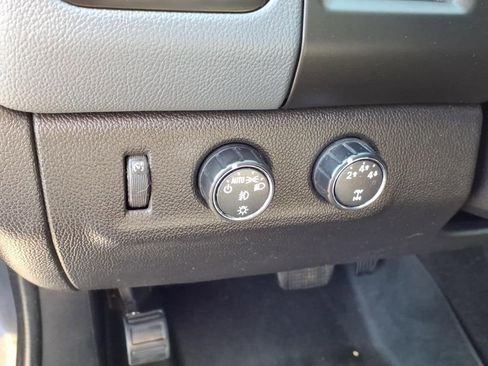 Used 2016 Chevrolet Colorado Z71 image 11