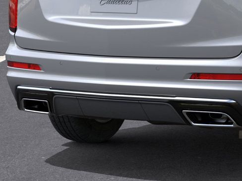 New 2025 Cadillac XT6 Luxury image 14