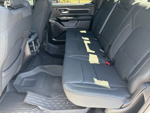 Used 2025 RAM 1500 Big Horn AWD/4WD image 24