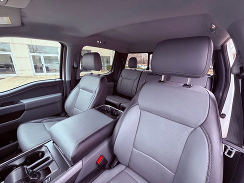 Used 2021 Ford F150 Lariat w/ Equipment Group 501A Mid image 12