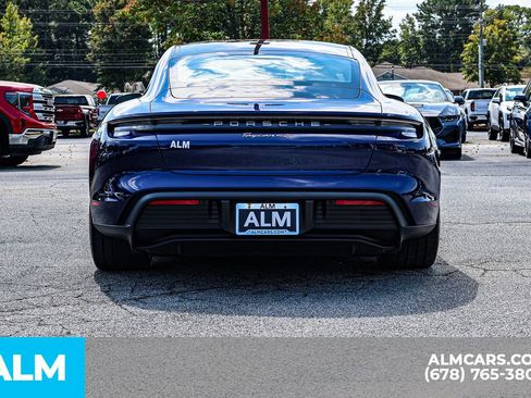 Used 2022 Porsche Taycan 4S image 12