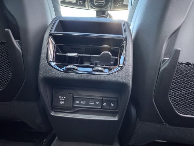 New 2027 Jeep Grand Cherokee Limited AWD/4WD image 31