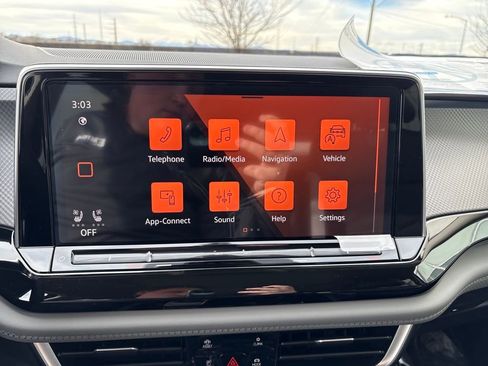 New 2026 Volkswagen Atlas Peak Edition AWD/4WD image 18