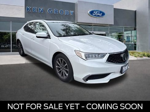 Used 2019 Acura TLX image 1