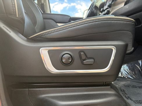 Used 2022 RAM 1500 Laramie image 28