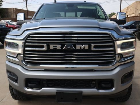 Used 2024 RAM 2500 Laramie AWD/4WD image 2