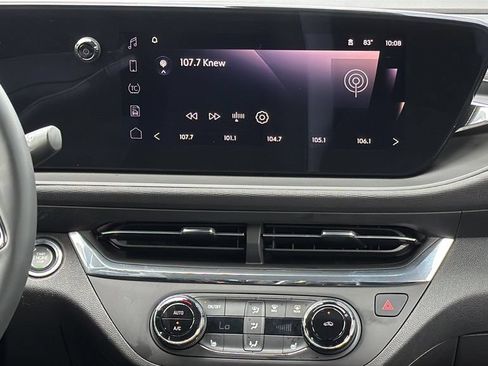 Used 2025 Buick Envista Preferred w/ Convenience I Package FWD image 11