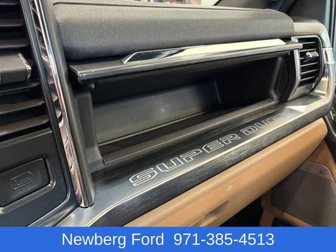 Used 2025 Ford F350 Lariat w/ FX4 Off-Road Package AWD/4WD image 29