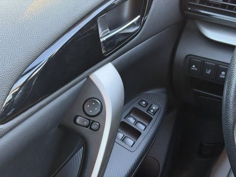 Used 2024 Mitsubishi Eclipse Cross SE image 32