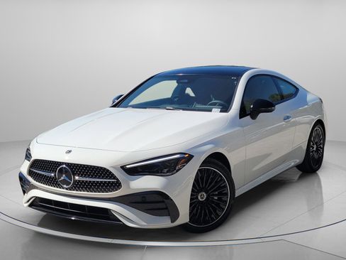 Used 2024 Mercedes-Benz CLE 300 4MATIC Coupe image 2