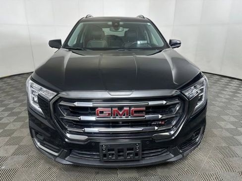 Used 2022 GMC Terrain AT4 w/ Infotainment Package II image 8