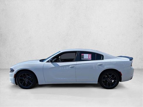 Used 2021 Dodge Charger SXT w/ Blacktop Package RWD image 9