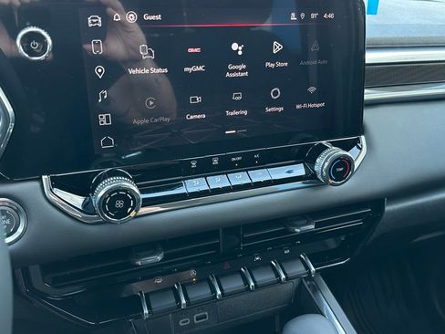 New 2026 GMC Canyon Elevation w/ Technology Package RWD image 23