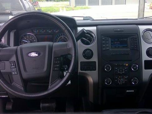Used 2014 Ford F150 XLT w/ XLT Convenience Package image 10