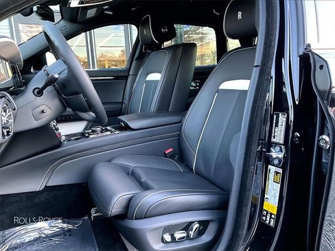 Certified 2022 Rolls-Royce Ghost w/ Ghost Package image 22