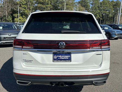 New 2026 Volkswagen Atlas SEL image 3