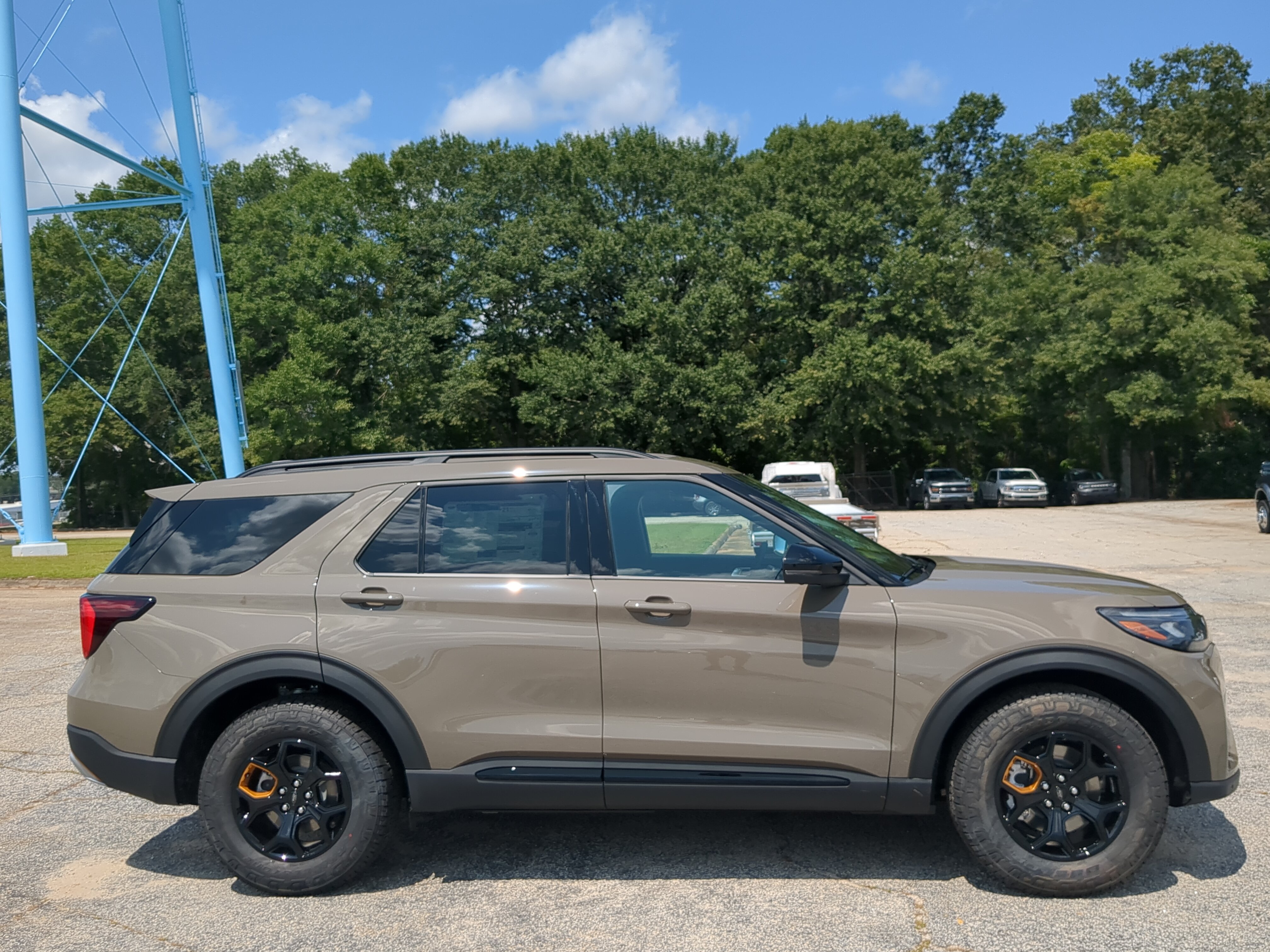 New 2026 Ford Explorer Tremor w/ Tremor Convenience Package AWD/4WD image 2