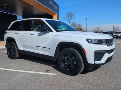 New 2026 Jeep Grand Cherokee Limited w/ Limited Altitude Package