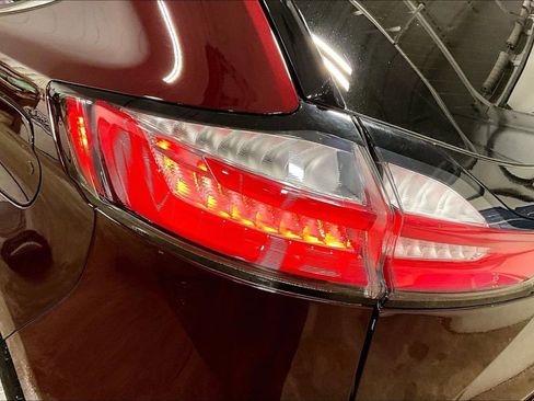 Certified 2024 Ford Edge SEL w/ Convenience Package image 28