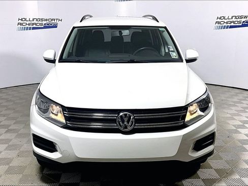 Used 2017 Volkswagen Tiguan S FWD image 2
