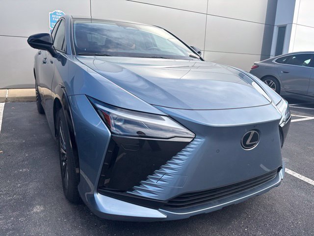 Used 2023 Lexus RZ 450e Premium w/ Accessory Package (Z1) AWD/4WD image 9