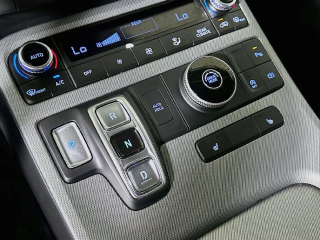 Used 2024 Hyundai Palisade SEL FWD image 21