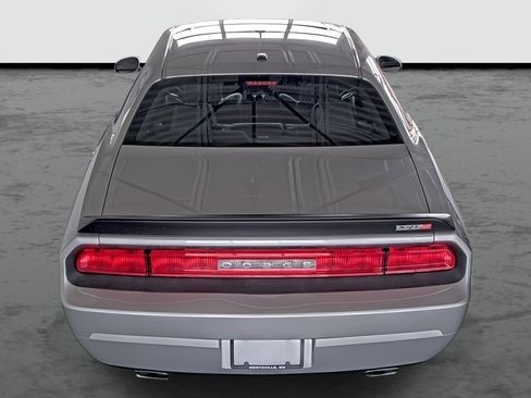 Used 2008 Dodge Challenger SRT8 RWD image 3