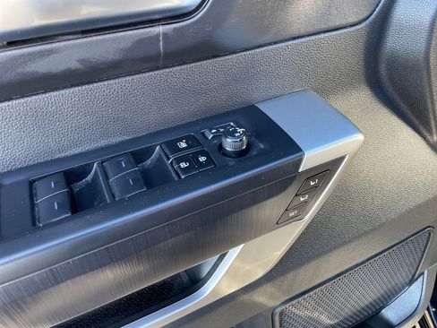 Used 2024 Toyota Tundra Platinum image 11