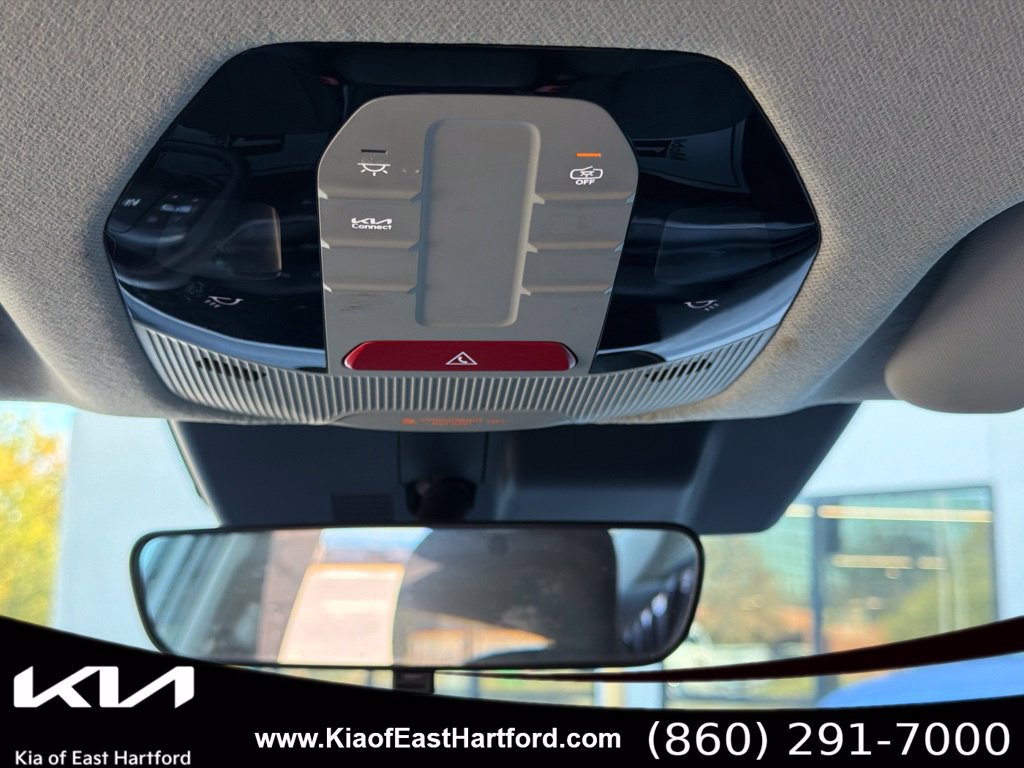 Used 2025 Kia K4 FWD image 29