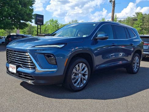 Used 2026 Buick Enclave Preferred w/ Power Package FWD image 3