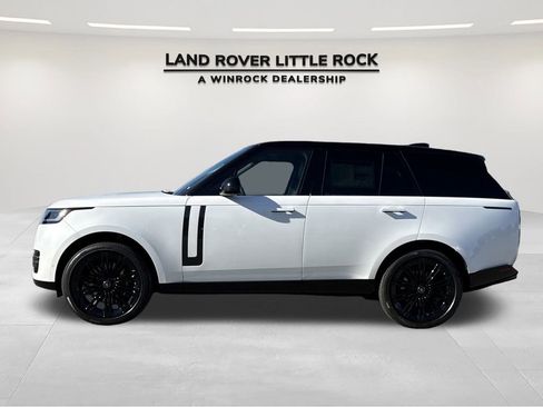 New 2025 Land Rover Range Rover SE image 6