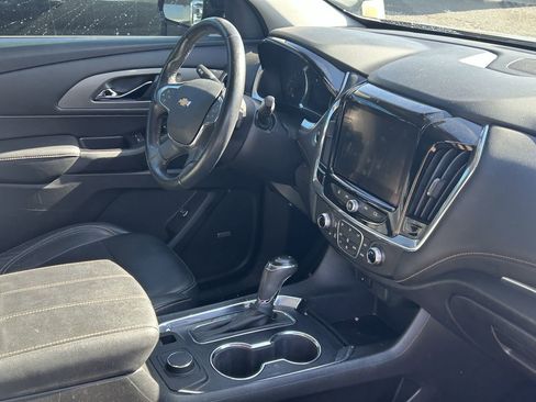 Used 2018 Chevrolet Traverse RS w/ LPO, Cargo Package FWD image 9