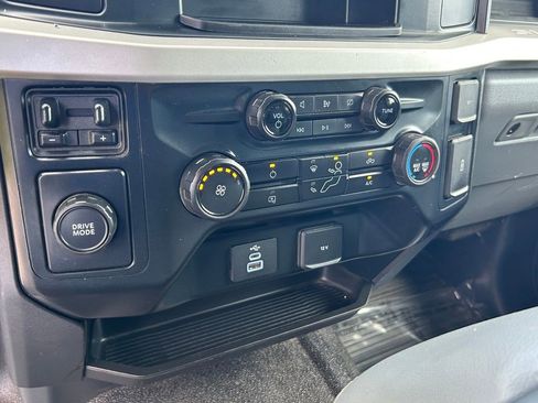 Certified 2023 Ford F350 XL w/ XL Chrome Package RWD image 32
