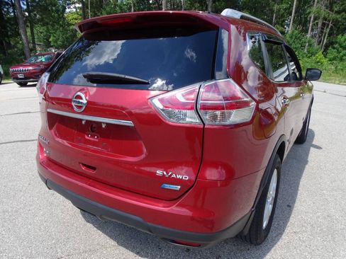 Used 2015 Nissan Rogue AWD w/ SV Moonroof Package image 10